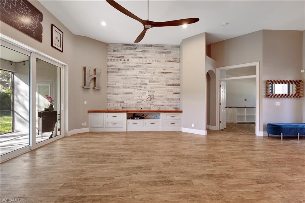 PEBBLEBROOKE LAKES - Residential