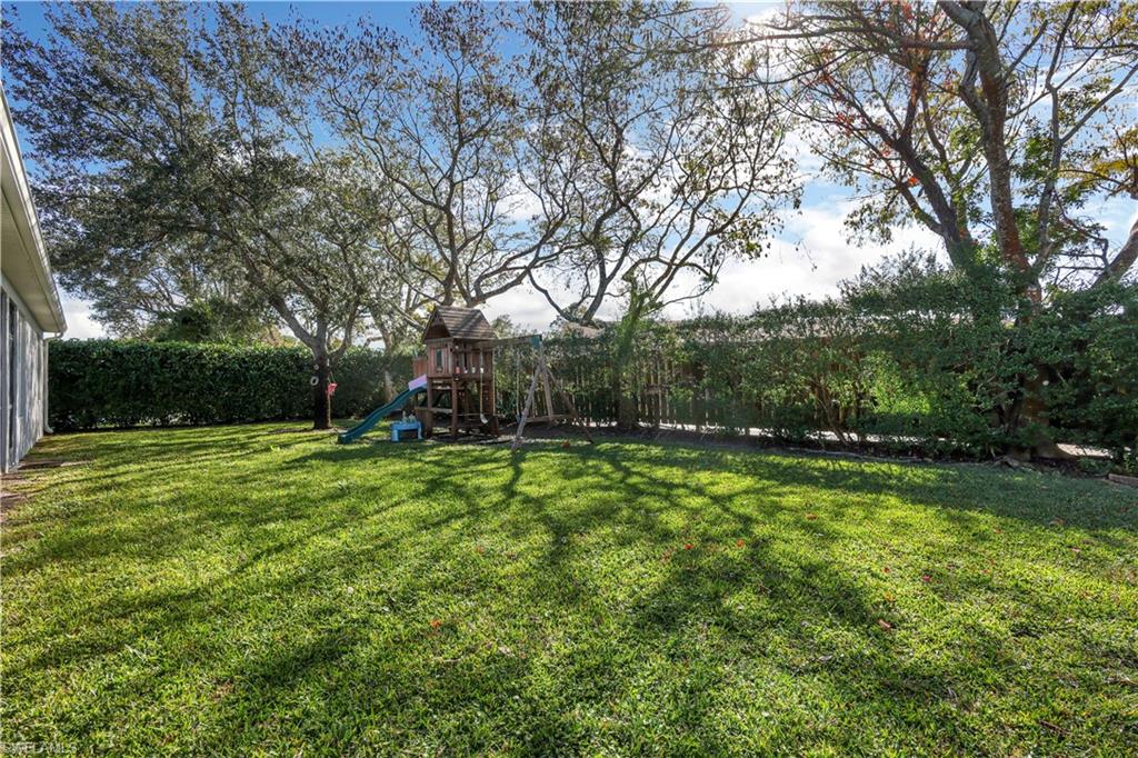 PEBBLEBROOKE LAKES - Residential