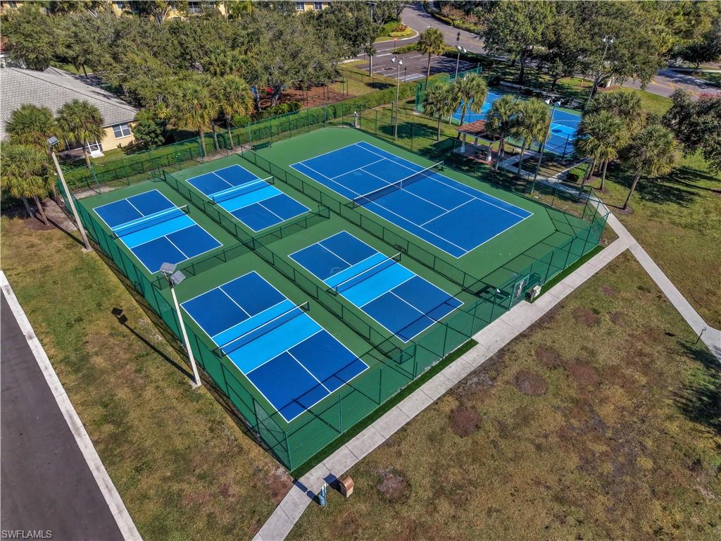 PEBBLEBROOKE LAKES - Residential