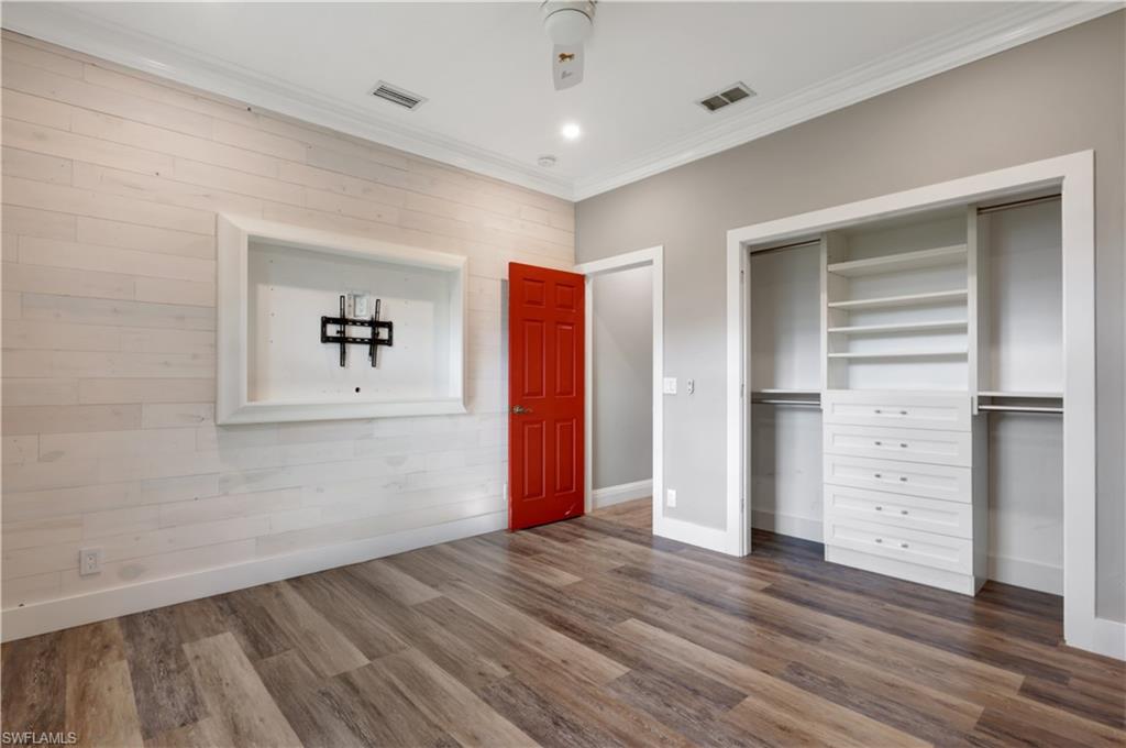 PEBBLEBROOKE LAKES - Residential