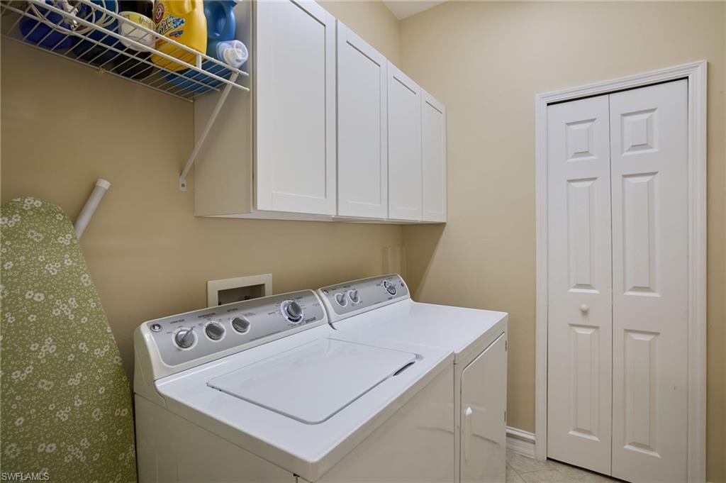 ASHTON OAKS - Residential