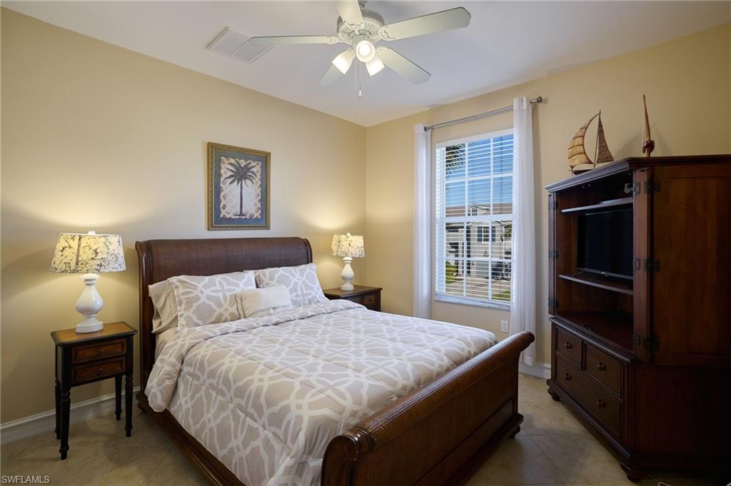 ASHTON OAKS - Residential