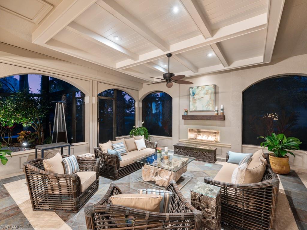 BAY WOODS - Residential