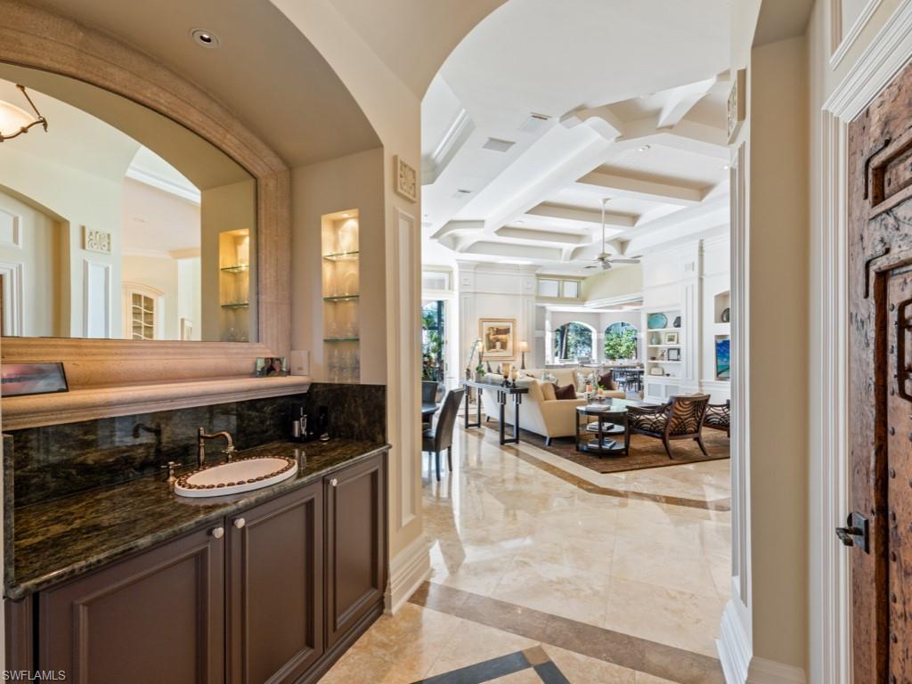 BAY WOODS - Residential