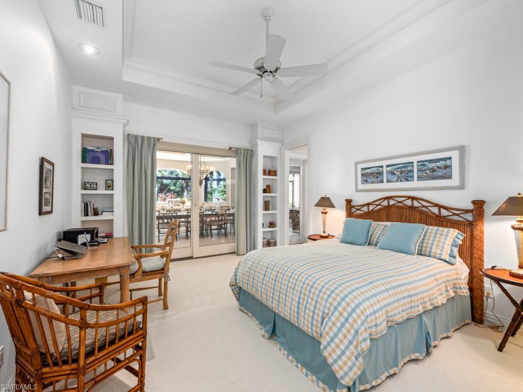 BAY WOODS - Residential