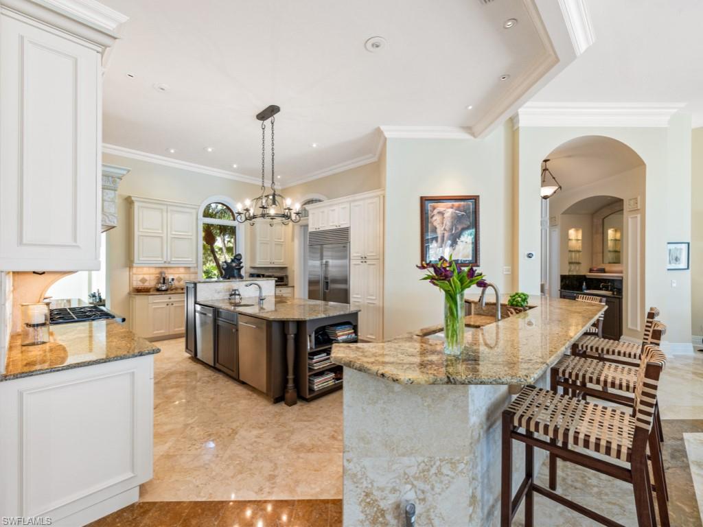 BAY WOODS - Residential