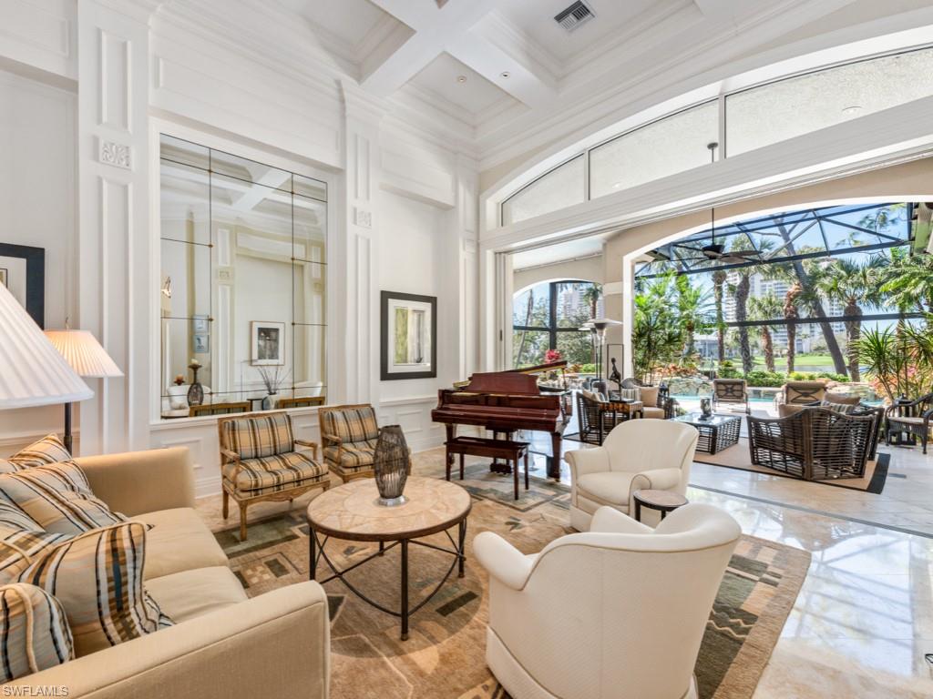 BAY WOODS - Residential