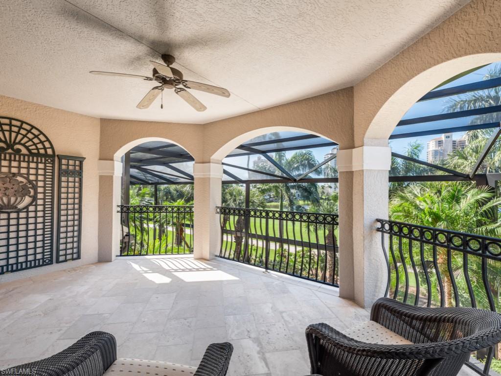 BAY WOODS - Residential