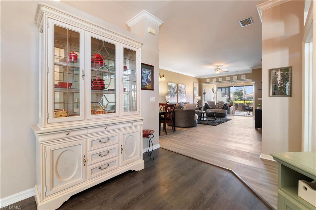 HIGHLAND WOODS VILLAS - Residential