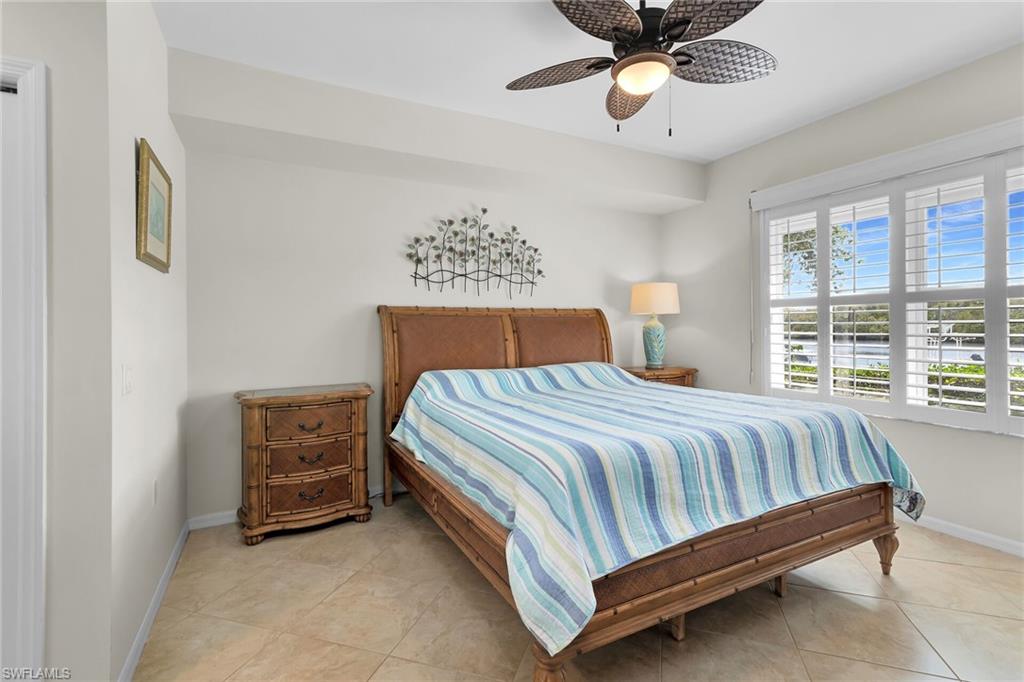 SUNSET CAY VILLAS - Residential