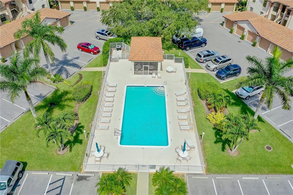 SUNSET CAY VILLAS - Residential