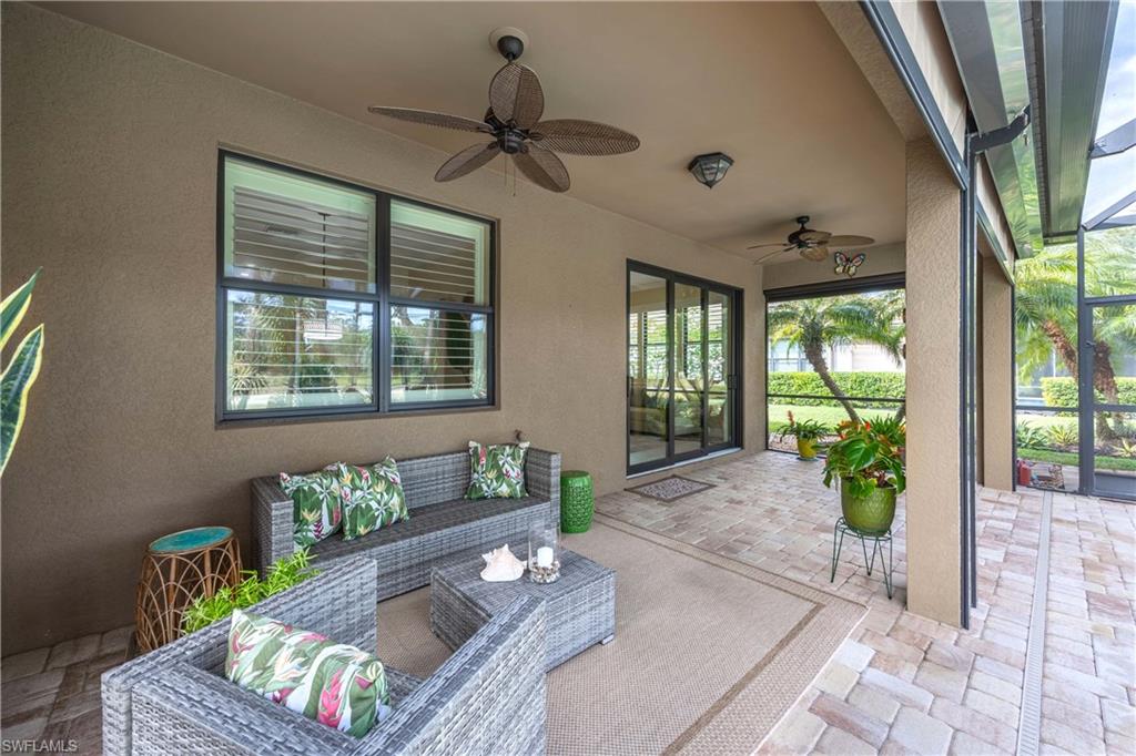 WINDING CYPRESS - Residential