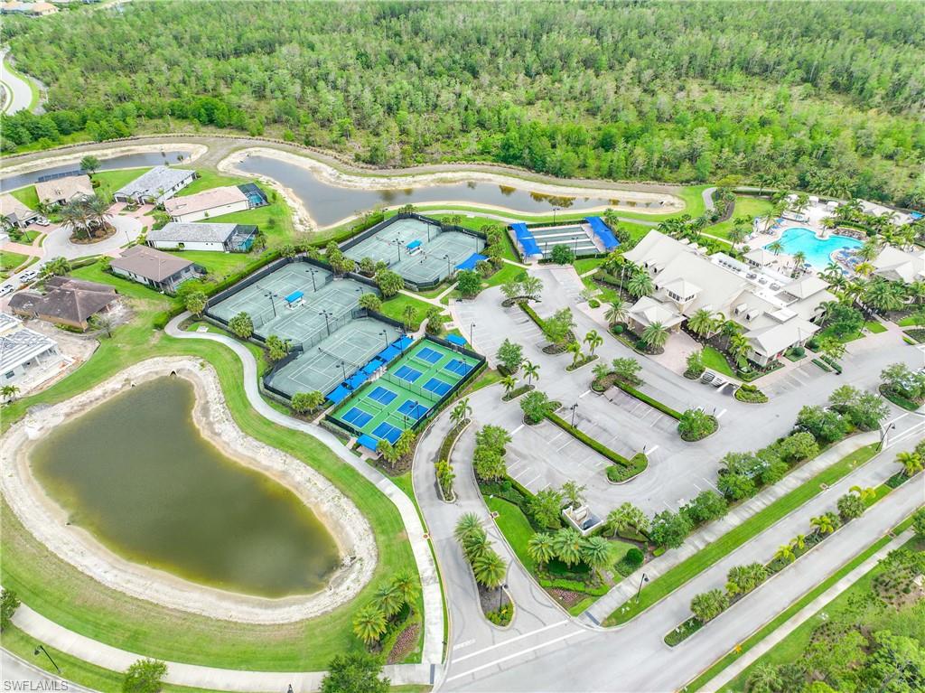 WINDING CYPRESS - Residential