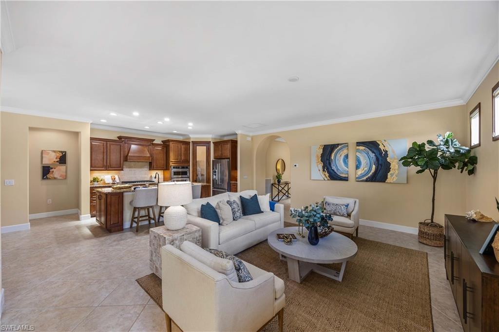 WINDING CYPRESS - Residential