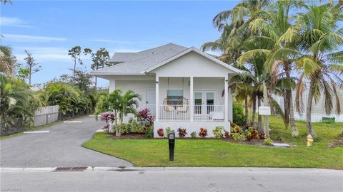 A home in NAPLES