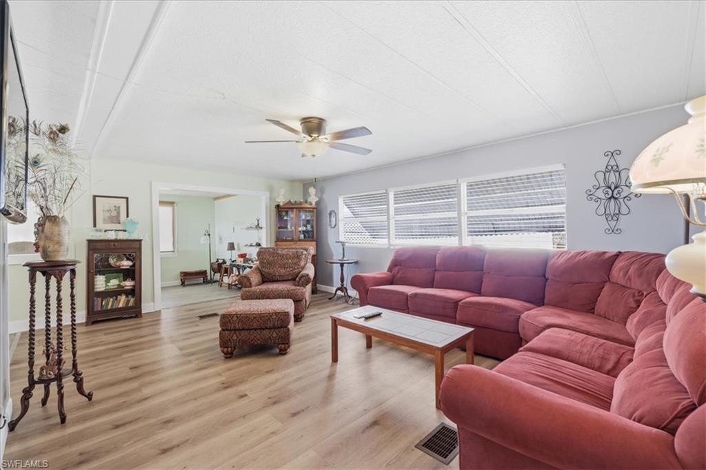 FOREST PARK MOBILE HOME - Residential