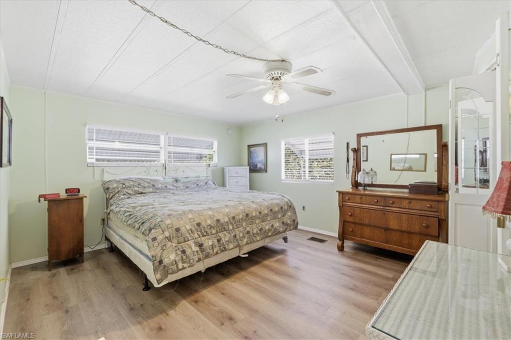 FOREST PARK MOBILE HOME - Residential