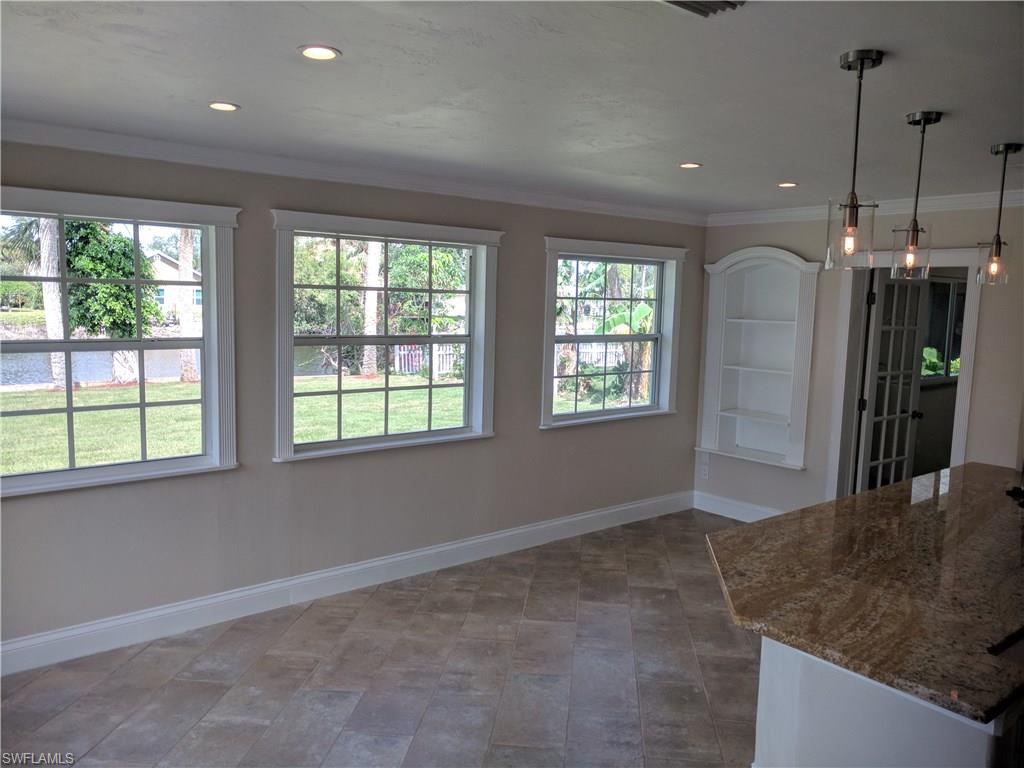 NAPLES PARK - Residential