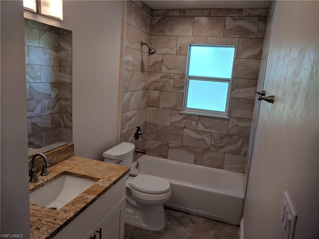 NAPLES PARK - Residential