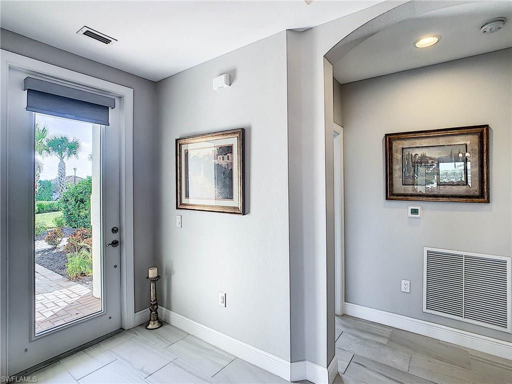 LAMORADA - Residential