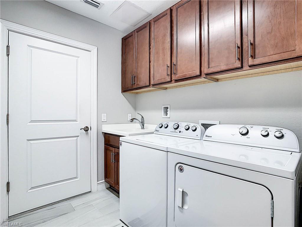 LAMORADA - Residential