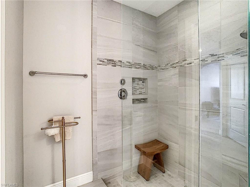 LAMORADA - Residential