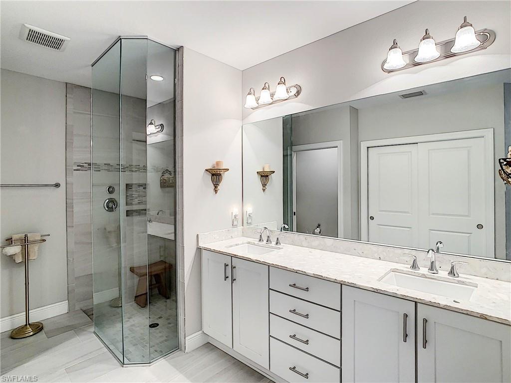 LAMORADA - Residential