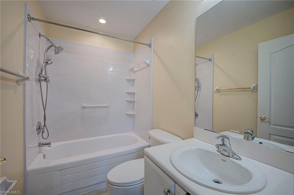 OLYMPIA POINTE - Residential