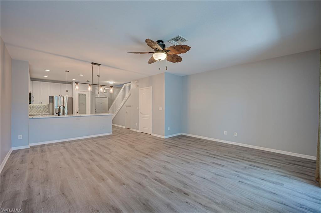 OLYMPIA POINTE - Residential