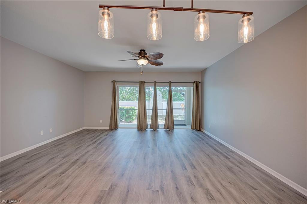 OLYMPIA POINTE - Residential