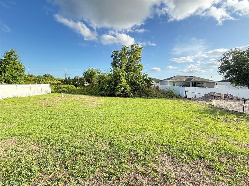 LEHIGH ACRES - Residential