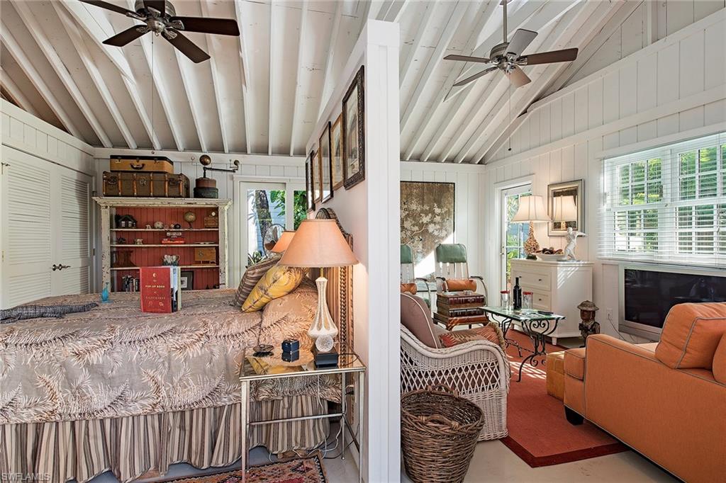 OLDE NAPLES - Residential