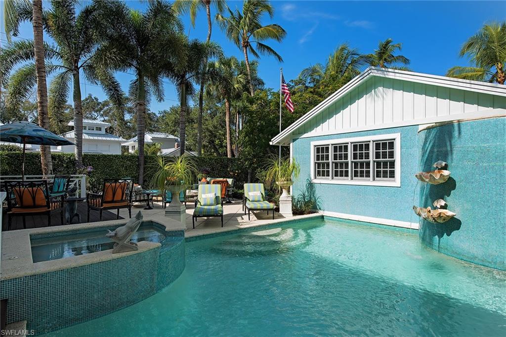 OLDE NAPLES - Residential