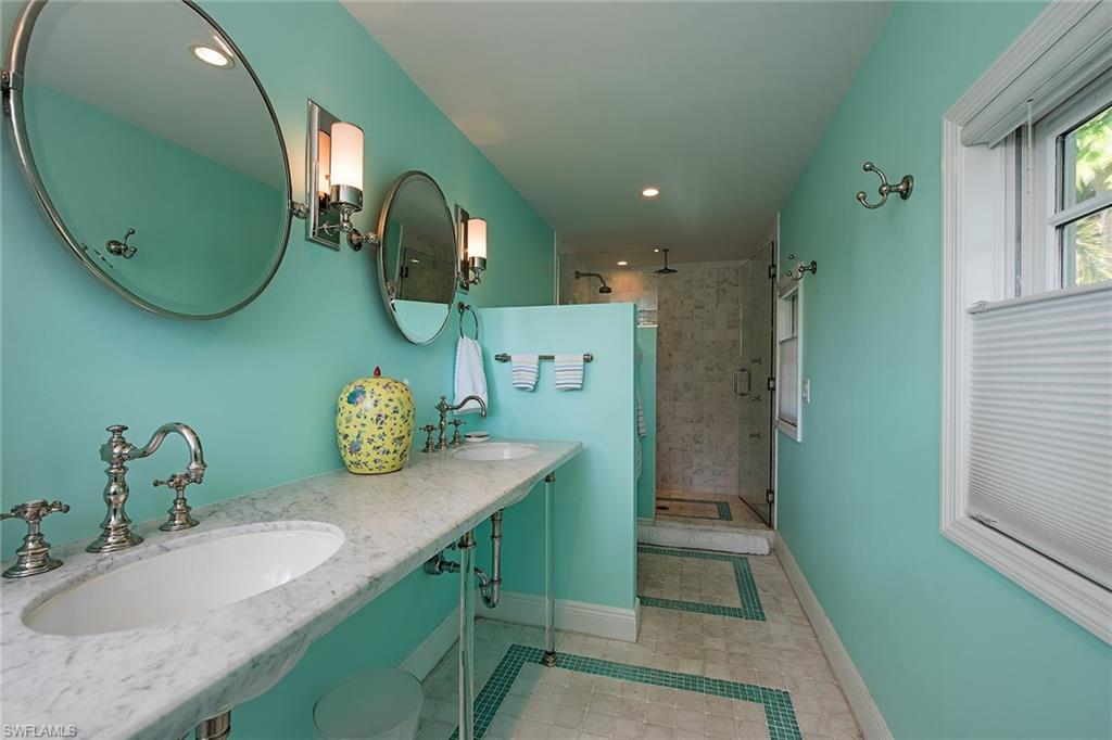 OLDE NAPLES - Residential