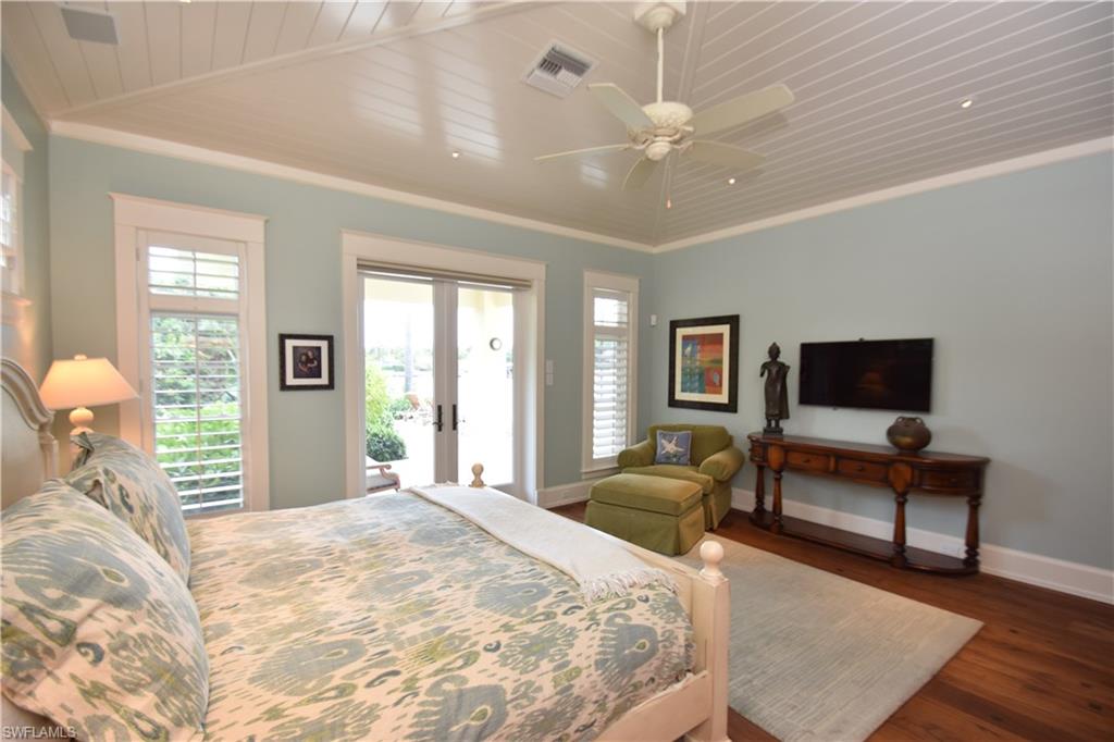 AQUALANE SHORES - Residential