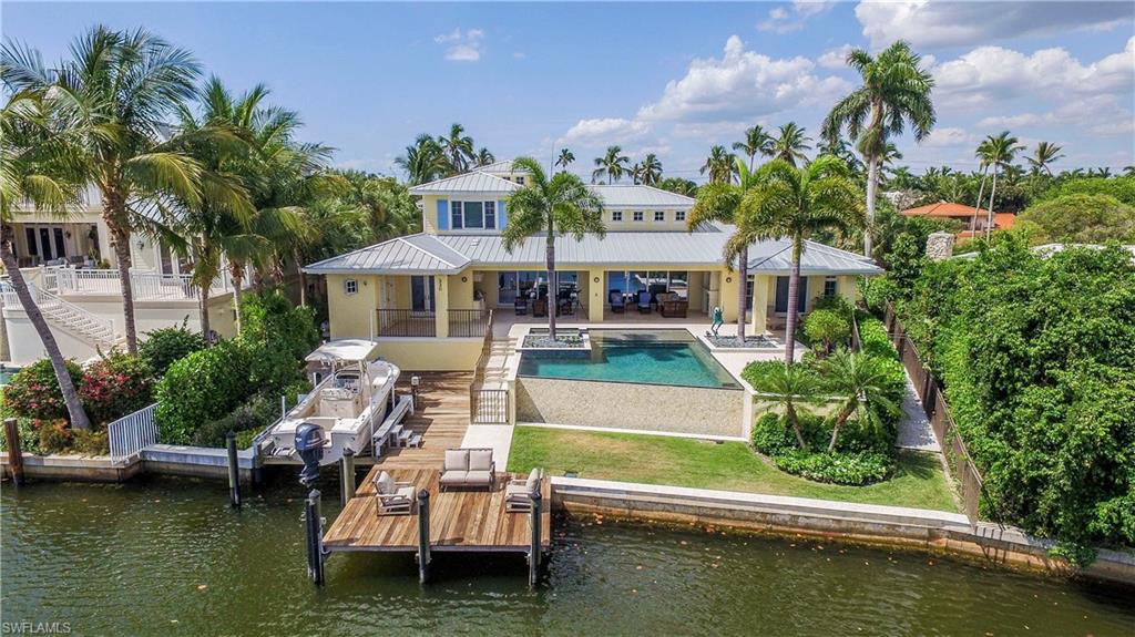 AQUALANE SHORES - Residential