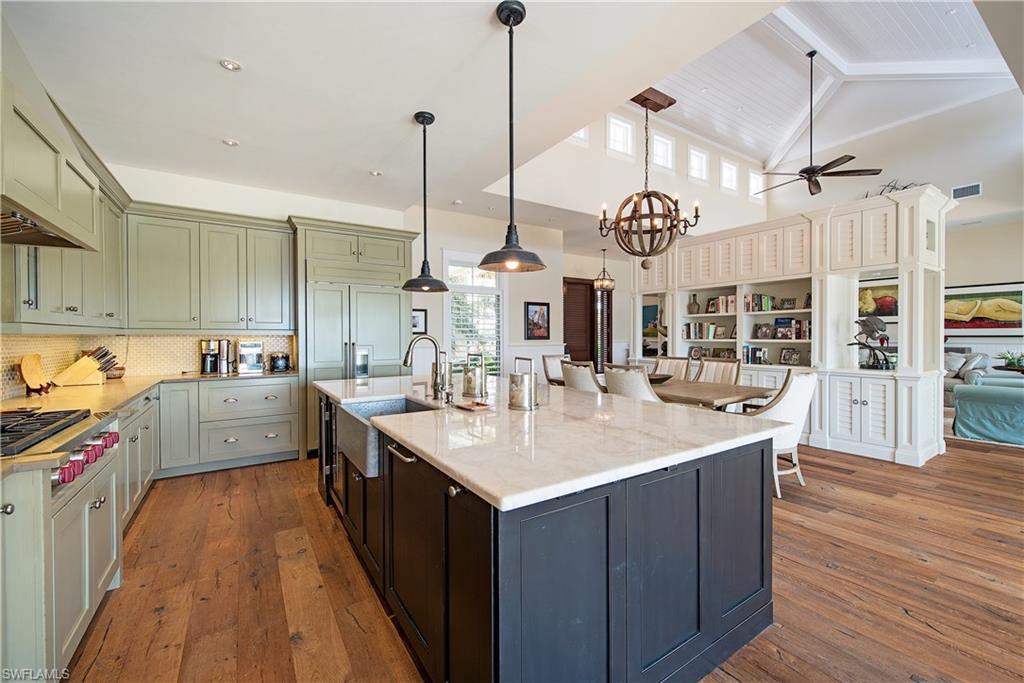 AQUALANE SHORES - Residential