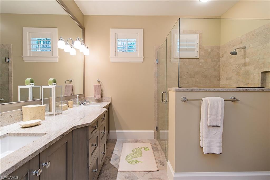 AQUALANE SHORES - Residential