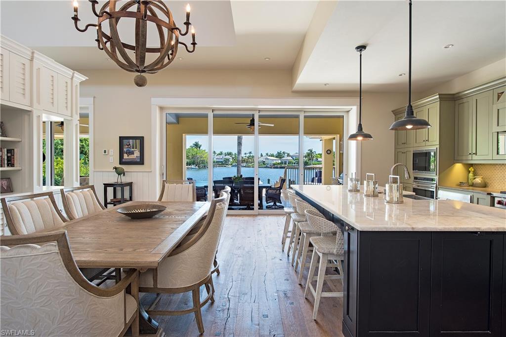 AQUALANE SHORES - Residential