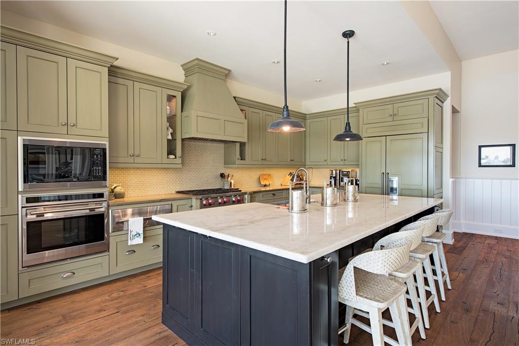 AQUALANE SHORES - Residential