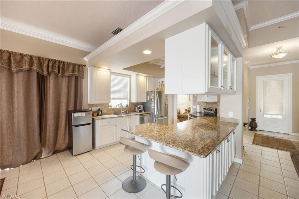 ISLAND WALK - Residential