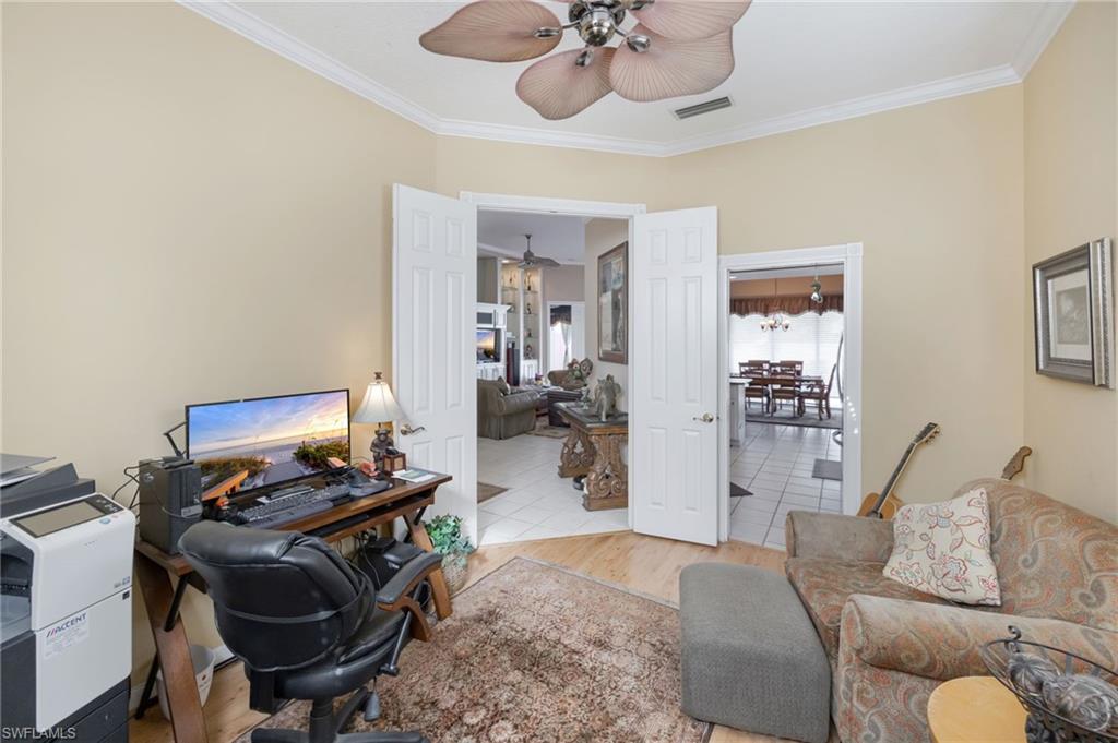 ISLAND WALK - Residential