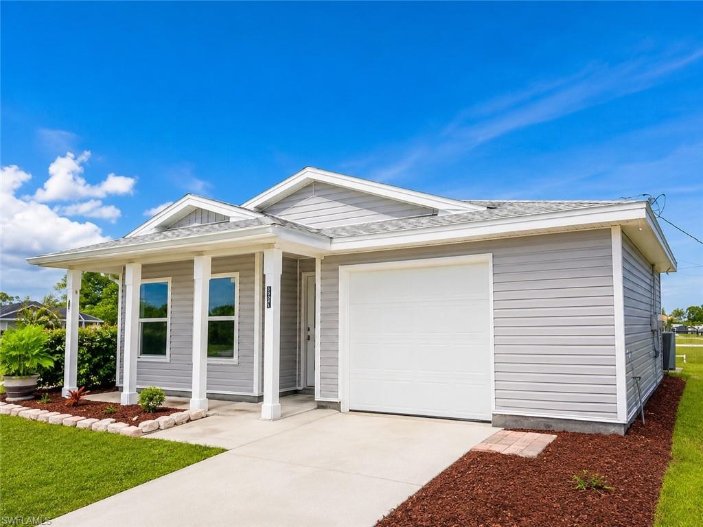 CAPE CORAL - Residential