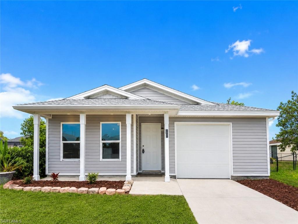 CAPE CORAL - Residential