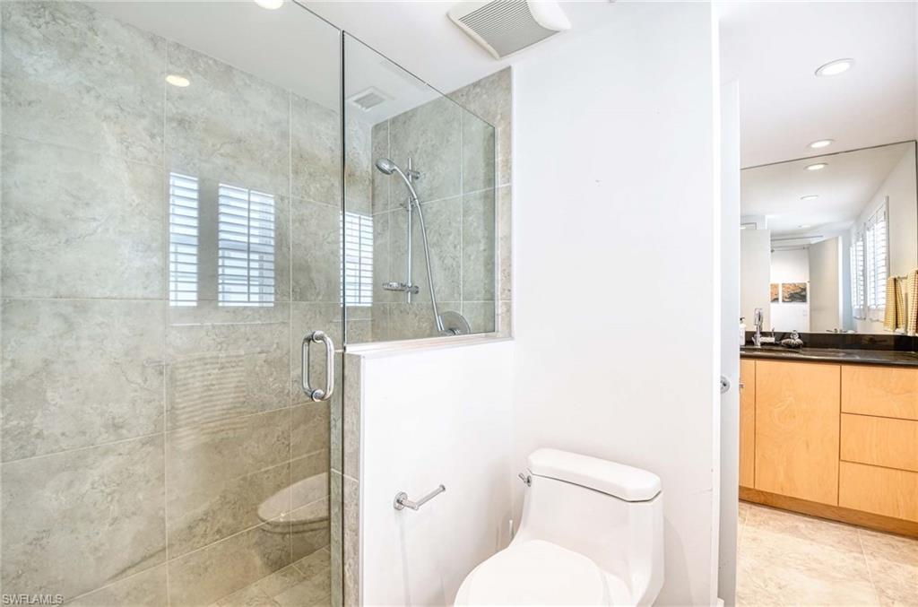 WHITEHALL - Residential