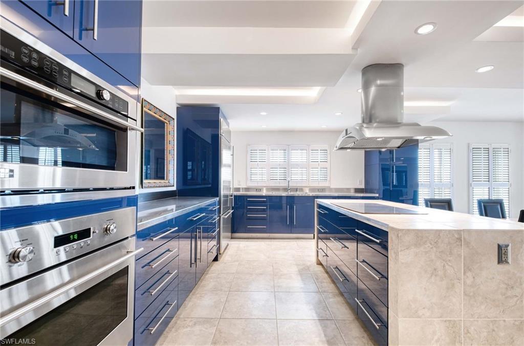 WHITEHALL - Residential