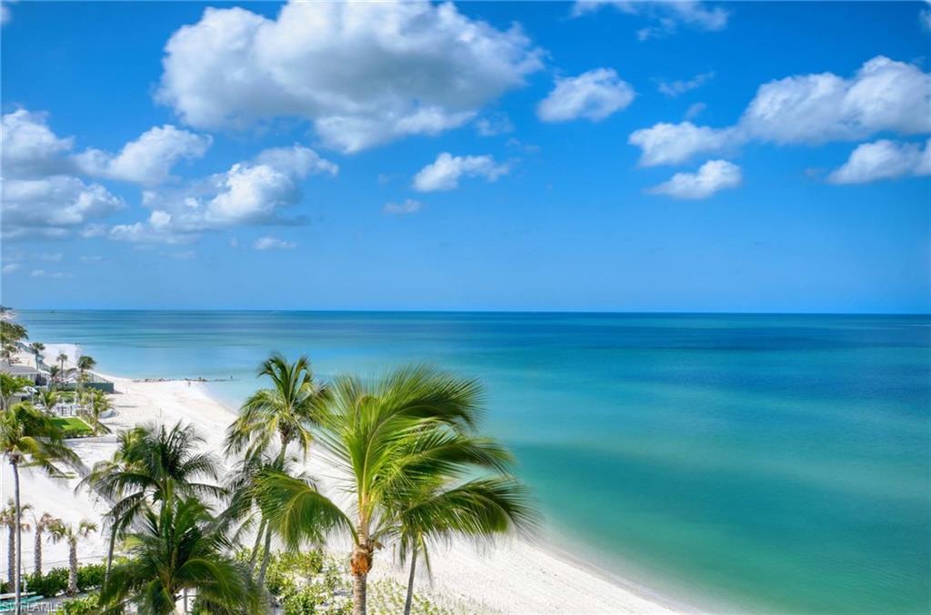 WHITEHALL - Residential