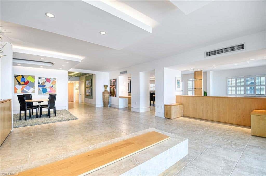 Photo of 1255 Gulf Shore BLVD N #6S, NAPLES, FL 34102 (MLS # 226000473)