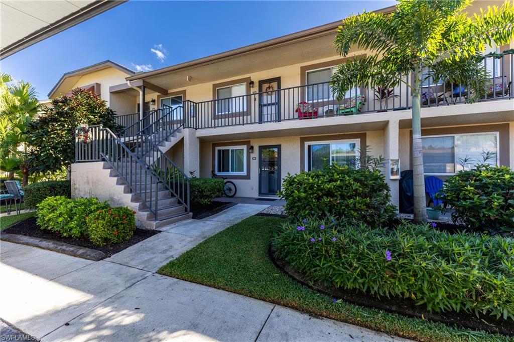 COUNTRY CLUB VILLAGE - Residential