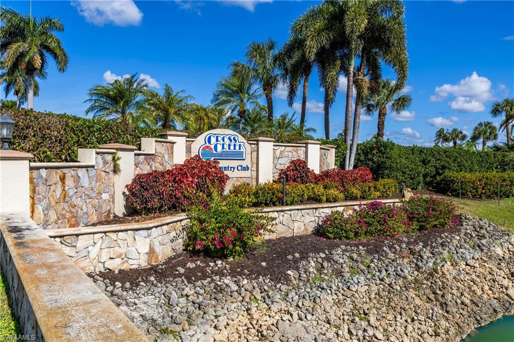 COUNTRY CLUB VILLAGE - Residential